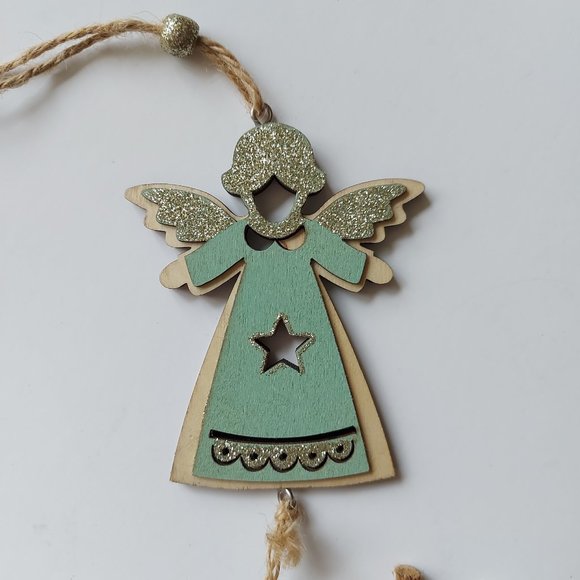 Three "Wooden Angels" Wall/Door Decor - Picture 4 of 7